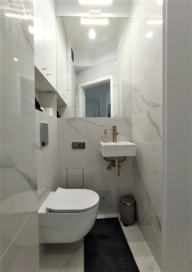 Mki Apartments - Warsaw City Center B&B Chmielna 73 C Kültér fotó